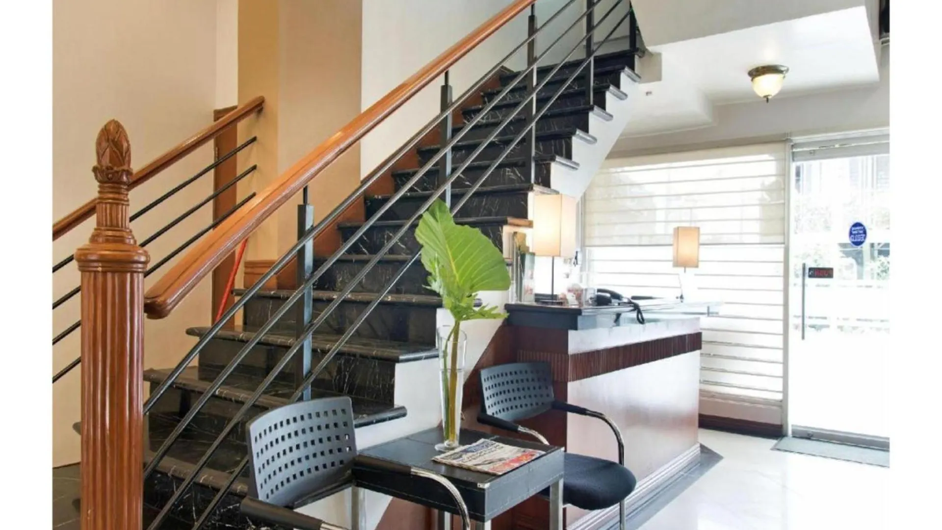 Collection O Avitel Hotel Manila Apartment